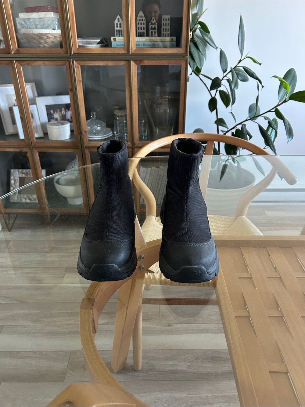 Uggs Women Black Winter Boots